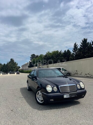 Mercedes E 230 1997, 447,380 km - 2.3 l - Sumqayıt