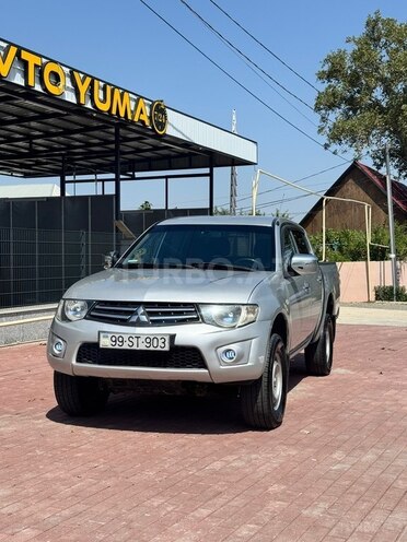 Mitsubishi L200 2012, 635,000 km - 2.5 l - Gəncə