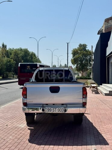 Mitsubishi L200 2012, 635,000 km - 2.5 l - Gəncə