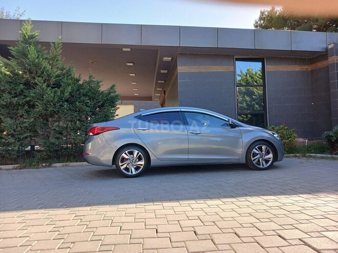 Hyundai Avante 2014, 231,200 km - 1.6 л - Bakı