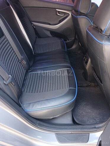 Hyundai Avante 2014, 231,200 km - 1.6 л - Bakı