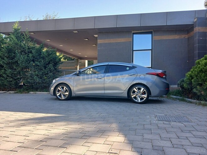 Hyundai Avante 2014, 231,200 km - 1.6 л - Bakı