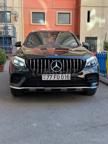 Mercedes GLC 300 4MATIC 2018, 95,000 km - 2.0 l - Bakı