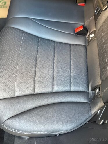 Mercedes GLC 300 4MATIC 2018, 95,000 km - 2.0 l - Bakı
