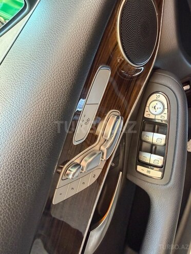 Mercedes GLC 300 4MATIC 2018, 95,000 km - 2.0 l - Bakı