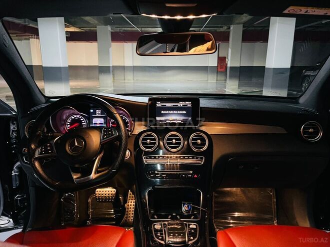 Mercedes GLC 250 4MATIC Coupe 2017, 131,479 km - 2.0 l - Bakı