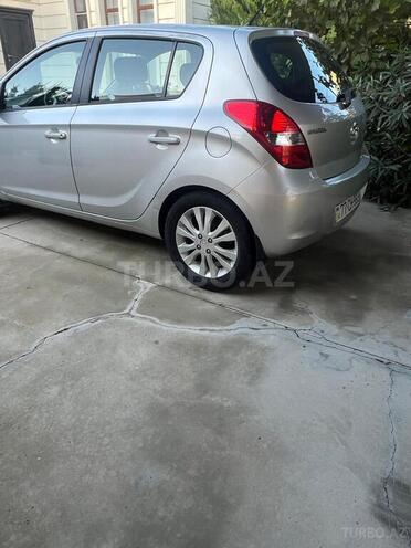Hyundai i20 2008, 80,000 km - 1.6 л - Bakı