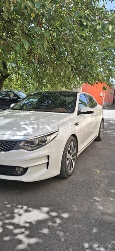 Kia K5 2017, 100,700 km - 2.0 l - Şəki