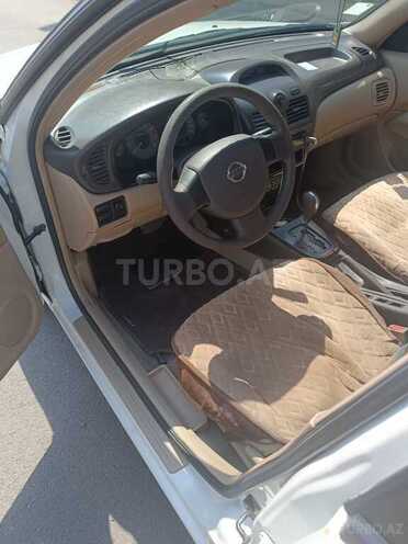 Nissan Sunny 2007, 235,000 km - 1.6 л - Gəncə