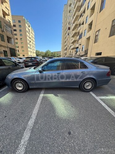 Mercedes E 270 2002, 300,000 km - 2.7 l - Xırdalan
