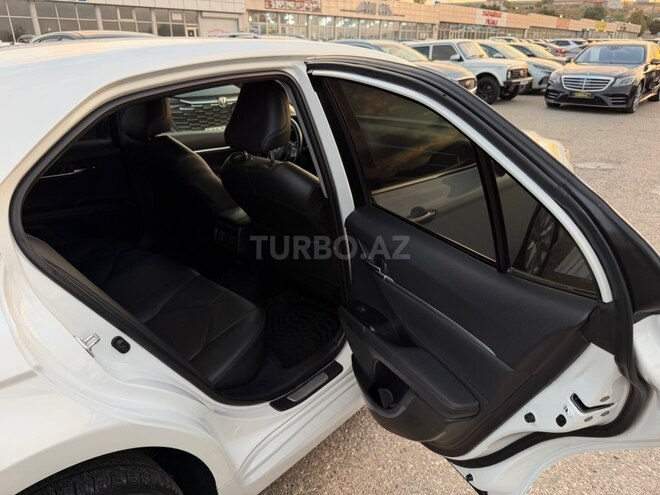Toyota Camry 2018, 195,000 km - 2.5 л - Bakı