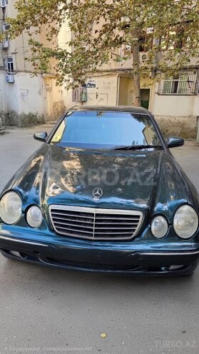 Mercedes E 270 2000, 423,000 km - 2.7 l - Bakı