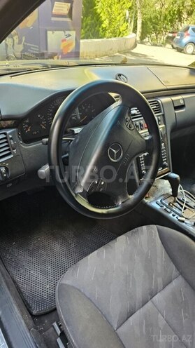 Mercedes E 270 2000, 423,000 km - 2.7 l - Bakı