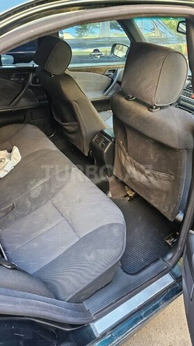 Mercedes E 270 2000, 423,000 km - 2.7 l - Bakı