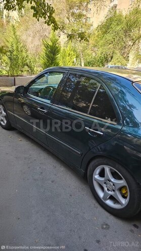 Mercedes E 270 2000, 423,000 km - 2.7 l - Bakı