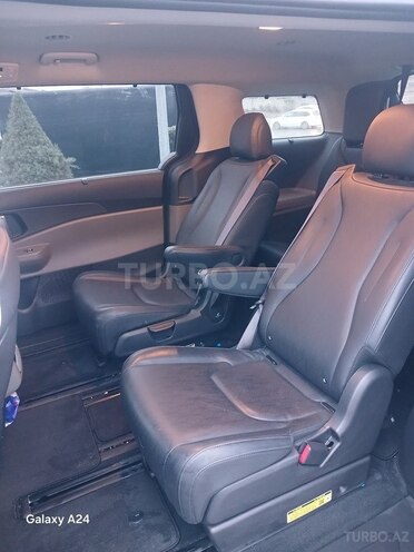Kia Carnival 2024, 38,000 km - 1.6 l - Bakı
