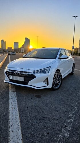 Hyundai Avante 2018, 167,240 km - 1.6 л - Bakı