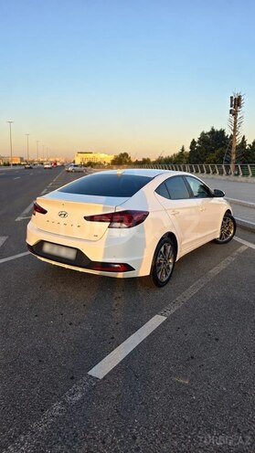 Hyundai Avante 2018, 167,240 km - 1.6 л - Bakı