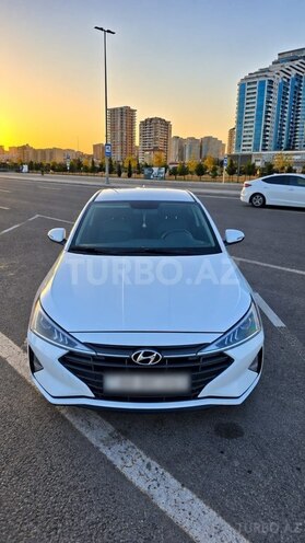 Hyundai Avante 2018, 167,240 km - 1.6 л - Bakı