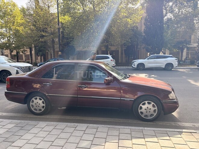 Mercedes C 180 1996, 386,955 km - 1.8 l - Yevlax