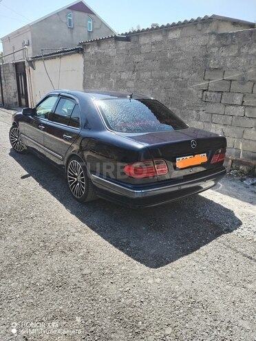 Mercedes E 240 2000, 480,000 km - 2.4 l - Bakı