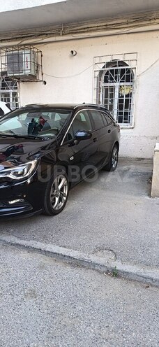 Opel Astra 2018, 219,000 km - 1.6 l - Bakı