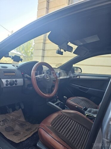 Opel Astra 2006, 390,000 km - 1.3 l - Bakı