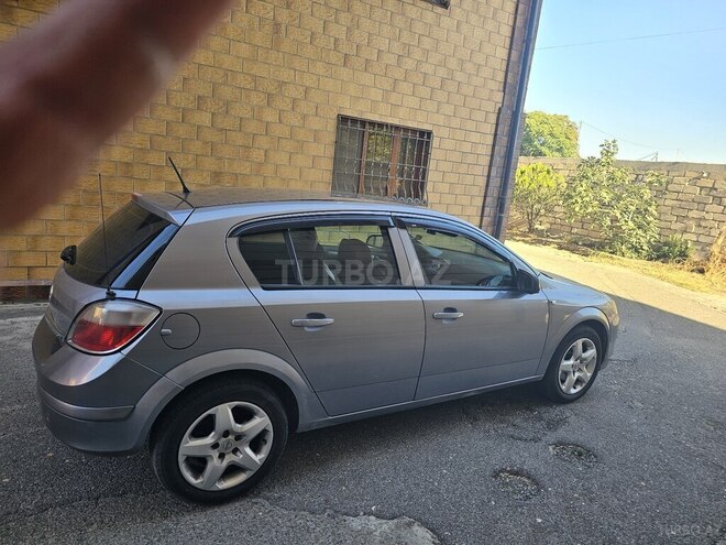 Opel Astra 2006, 390,000 km - 1.3 l - Bakı