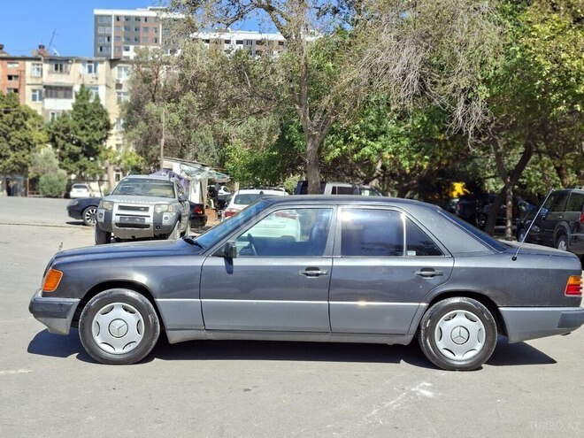 Mercedes 230 E 1991, 161,936 km - 2.3 л - Bakı