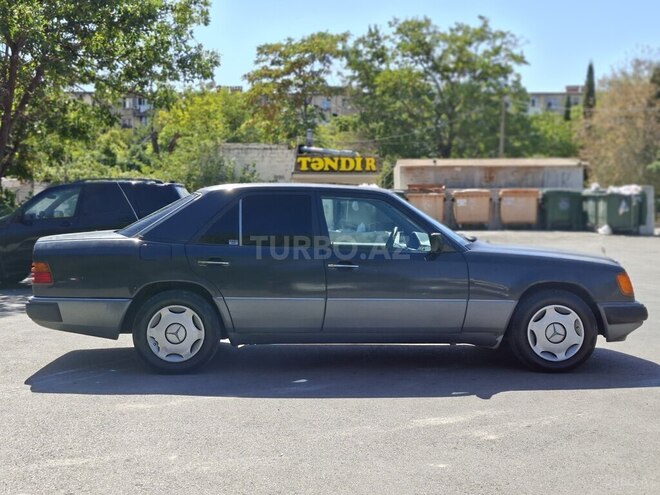 Mercedes 230 E 1991, 161,936 km - 2.3 л - Bakı