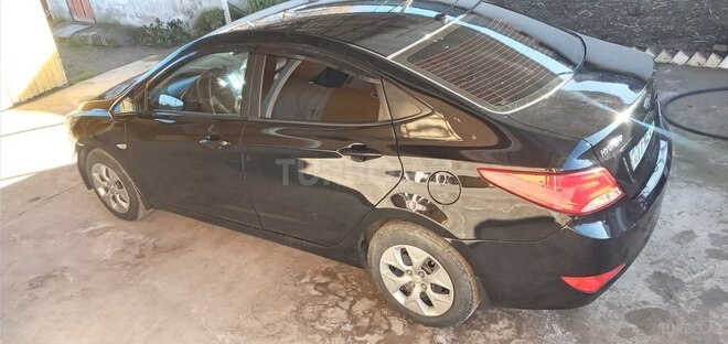 Hyundai Accent 2015, 188,200 km - 1.4 l - Xaçmaz