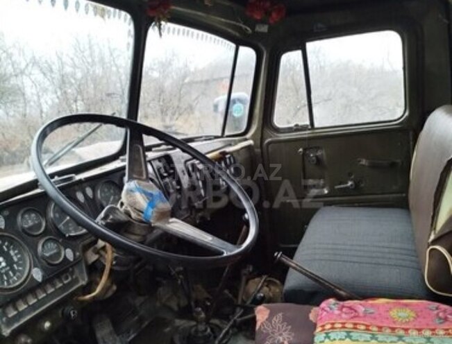 Ural  1990, 500,000 km - 9.0 l - Şamaxı