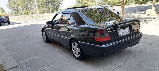 Mercedes C 230 1999, 311,000 km - 2.3 л - Tovuz
