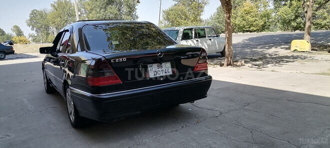 Mercedes C 230 1999, 311,000 km - 2.3 л - Tovuz