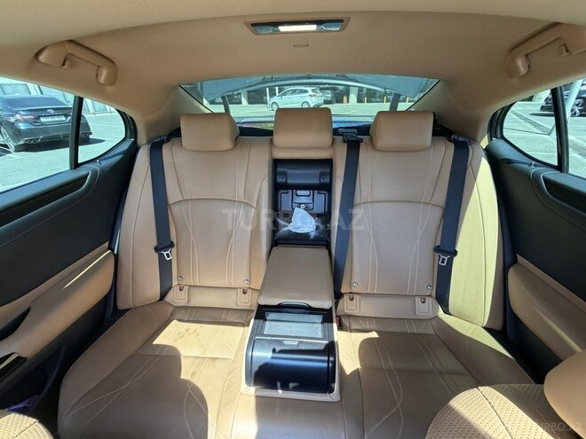 Lexus ES 250 2021, 127,000 km - 2.5 л - Bakı