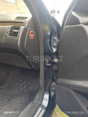 Mercedes E 230 1996, 238,956 km - 2.3 l - Mingəçevir