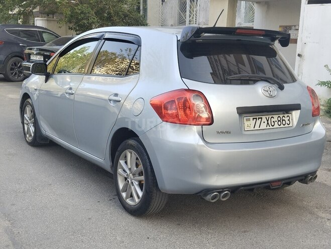 Toyota Auris 2008, 289,000 km - 1.4 л - Bakı