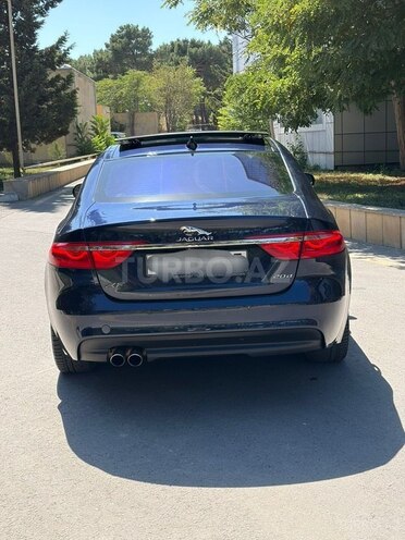 Jaguar XF 2016, 88,000 km - 2.0 l - Bakı