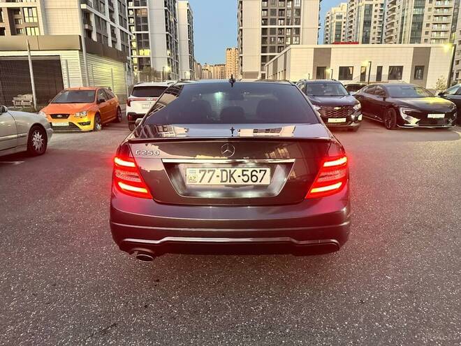 Mercedes C 250 2013, 147,000 km - 1.8 л - Sumqayıt