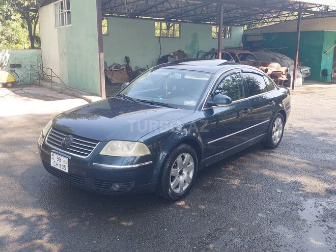 Volkswagen Passat 2004, 255,000 km - 1.8 l - Göyçay