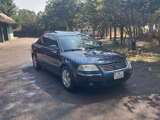 Volkswagen Passat 2004, 255,000 km - 1.8 l - Göyçay