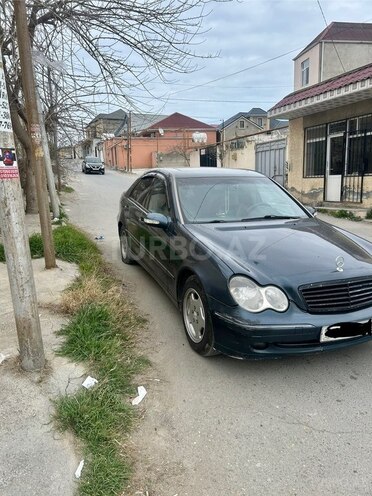 Mercedes C 200 2000, 410,000 km - 2.2 l - Bakı