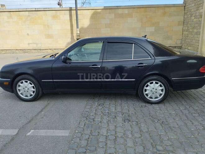 Mercedes E 320 1998, 277,351 km - 3.2 l - Bakı