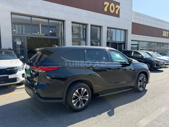 Toyota Highlander 2023, 76,000 km - 2.4 l - Bakı