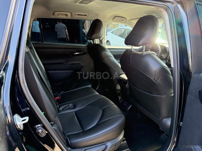 Toyota Highlander 2023, 76,000 km - 2.4 l - Bakı