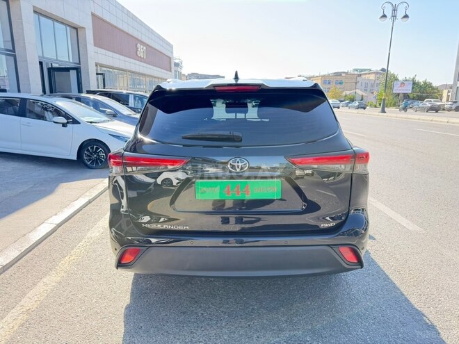 Toyota Highlander 2023, 76,000 km - 2.4 l - Bakı