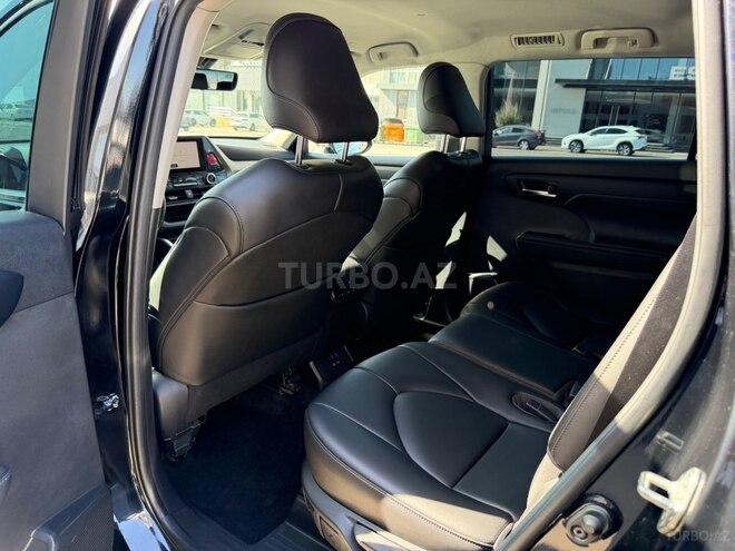 Toyota Highlander 2023, 76,000 km - 2.4 l - Bakı