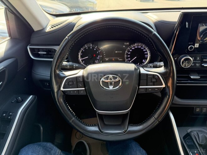 Toyota Highlander 2023, 76,000 km - 2.4 l - Bakı