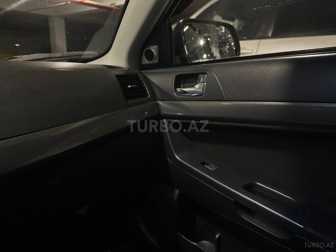 Mitsubishi Lancer 2008, 235,000 km - 2.0 l - Bakı