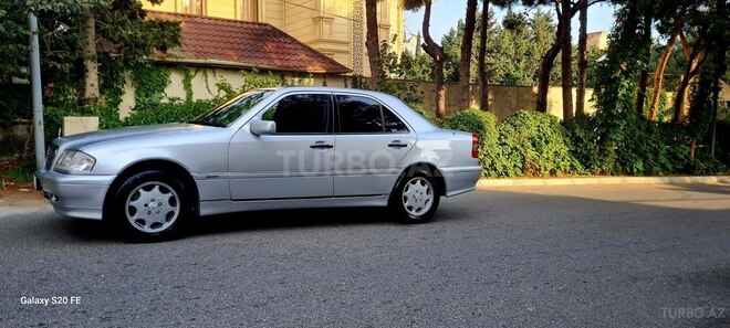Mercedes C 180 1995, 300,000 km - 1.8 л - Bakı